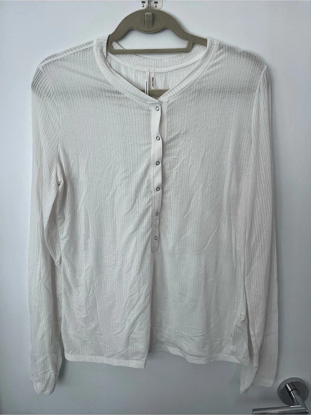 Anthropologie Ribbed Long Sleeve Top in White Large Like New